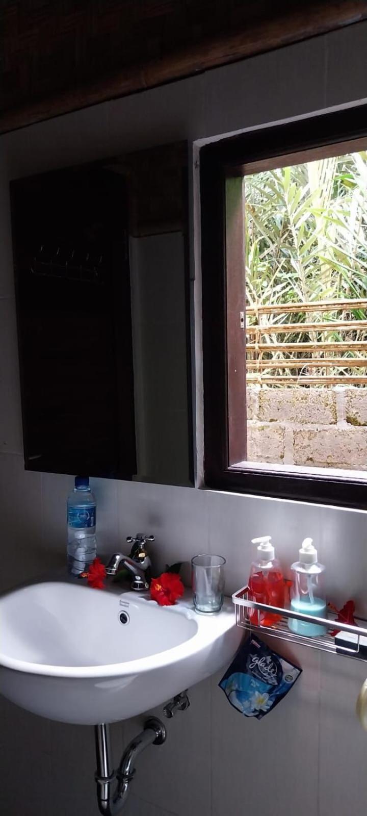Pondok Sapta Sallaca Selat Exterior foto
