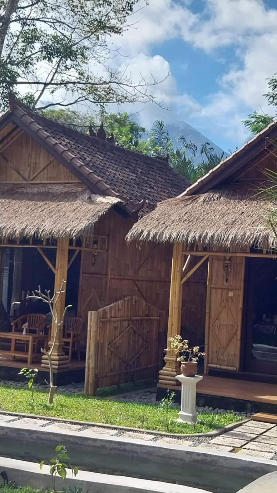 Pondok Sapta Sallaca Selat Exterior foto